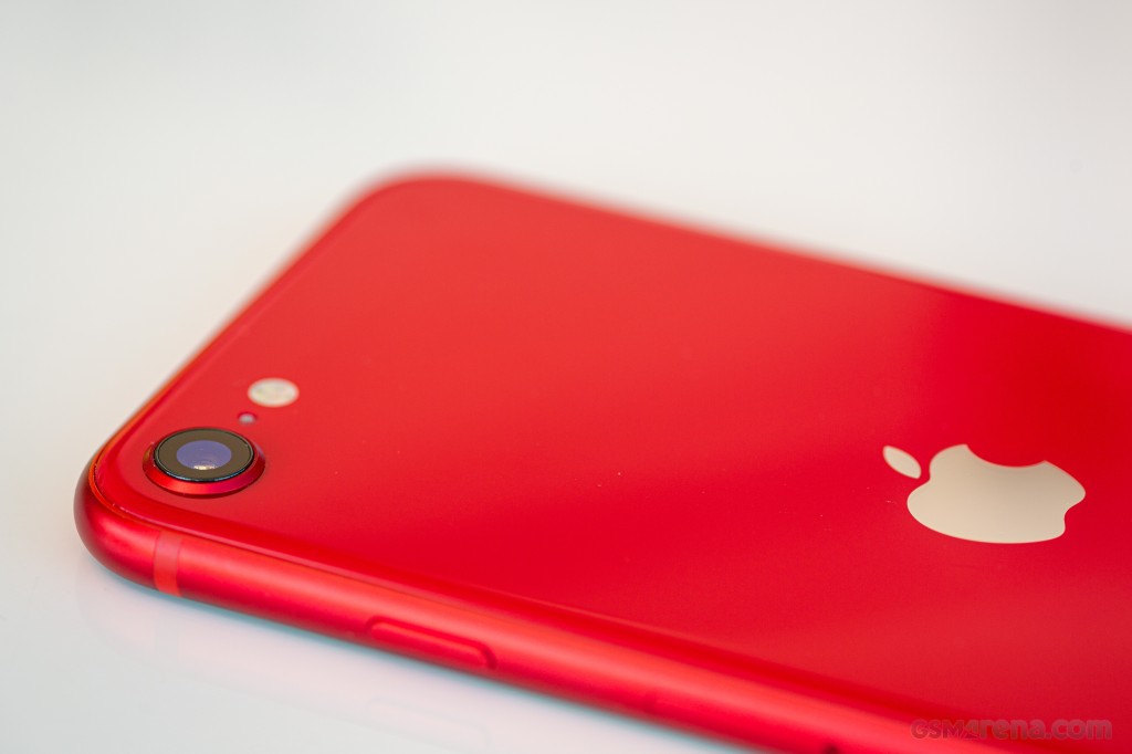 Camera iPhone SE 2020 vs iPhone XR - Which one is the best in 2023?