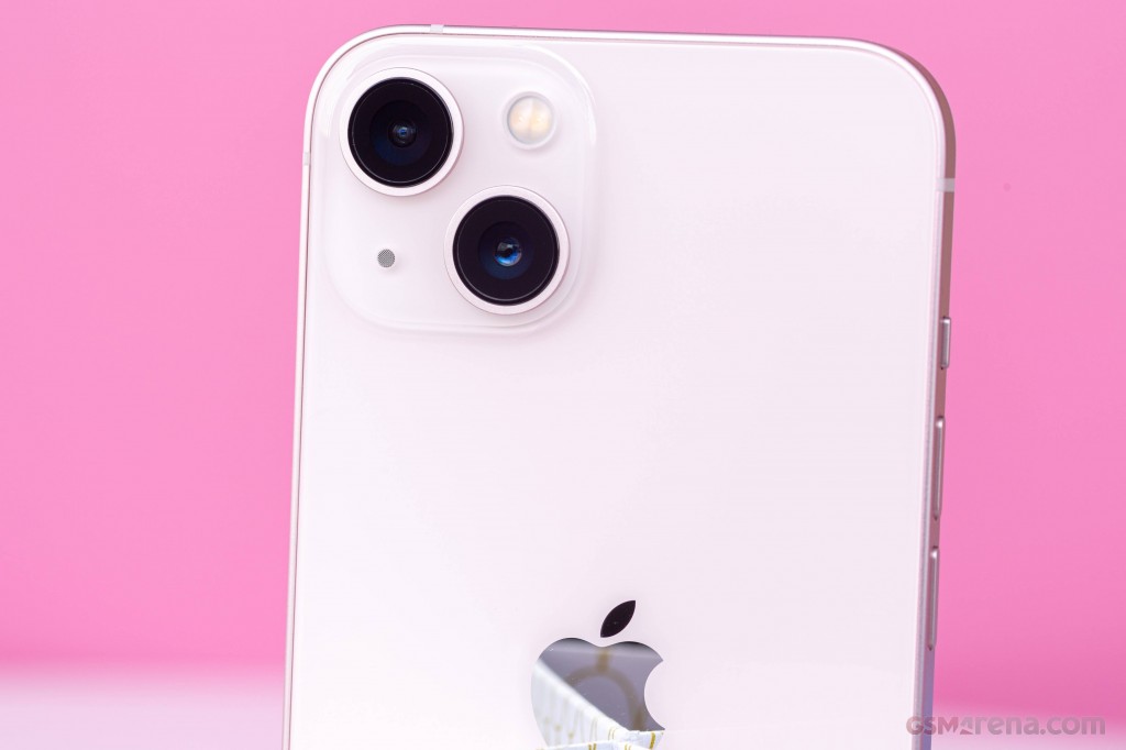 camera-3 iPhone 11 pro max vs iPhone 13 - Which One is the Best in 2023?