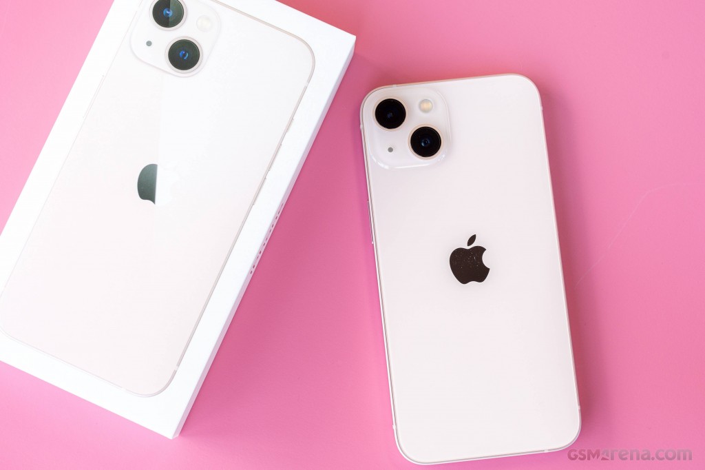 desgin iPhone 11 pro max vs iPhone 13 - Which One is the Best in 2023?
