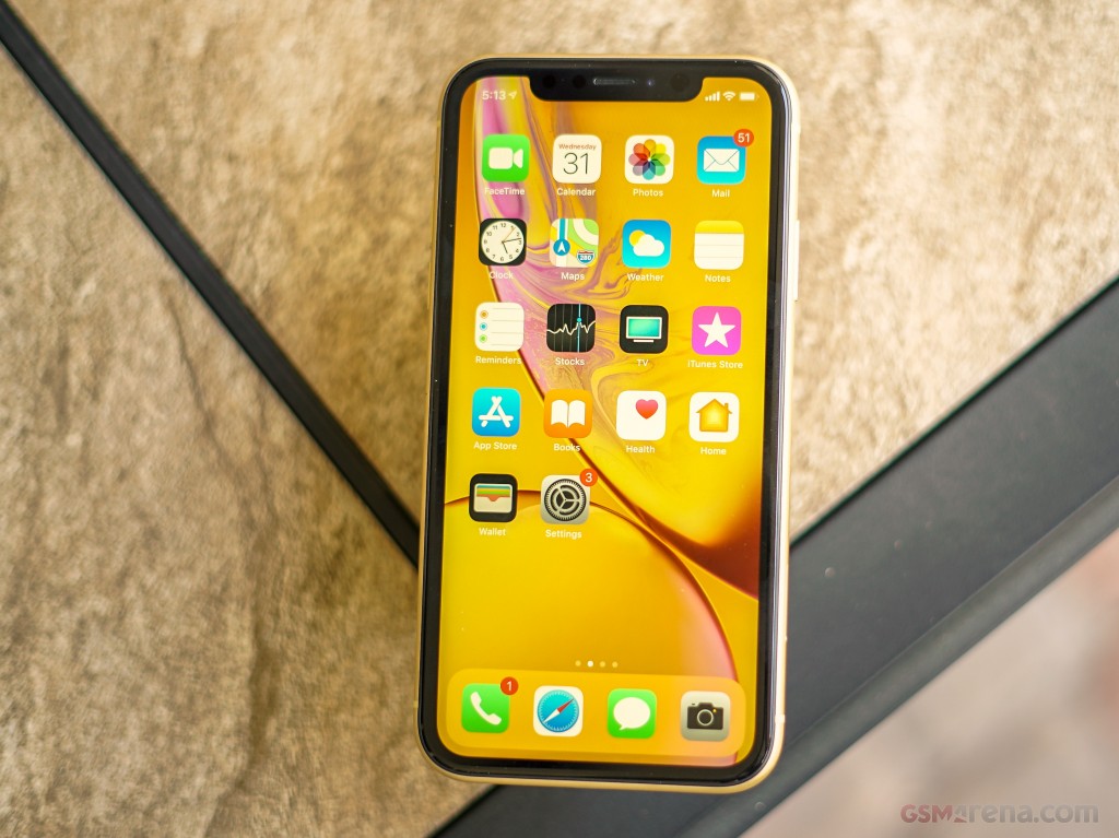 display-1 iPhone SE 2020 vs iPhone XR - Which one is the best in 2023?